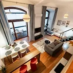 Modern Loft With Ac, Parking & Terrace By Easybnb Premium
