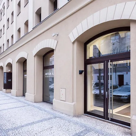 Modern Apartment With Terrace And Air Contitioning