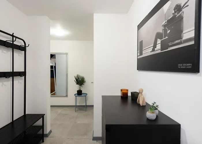 Modern With Terrace And Air Conditioning * Praha